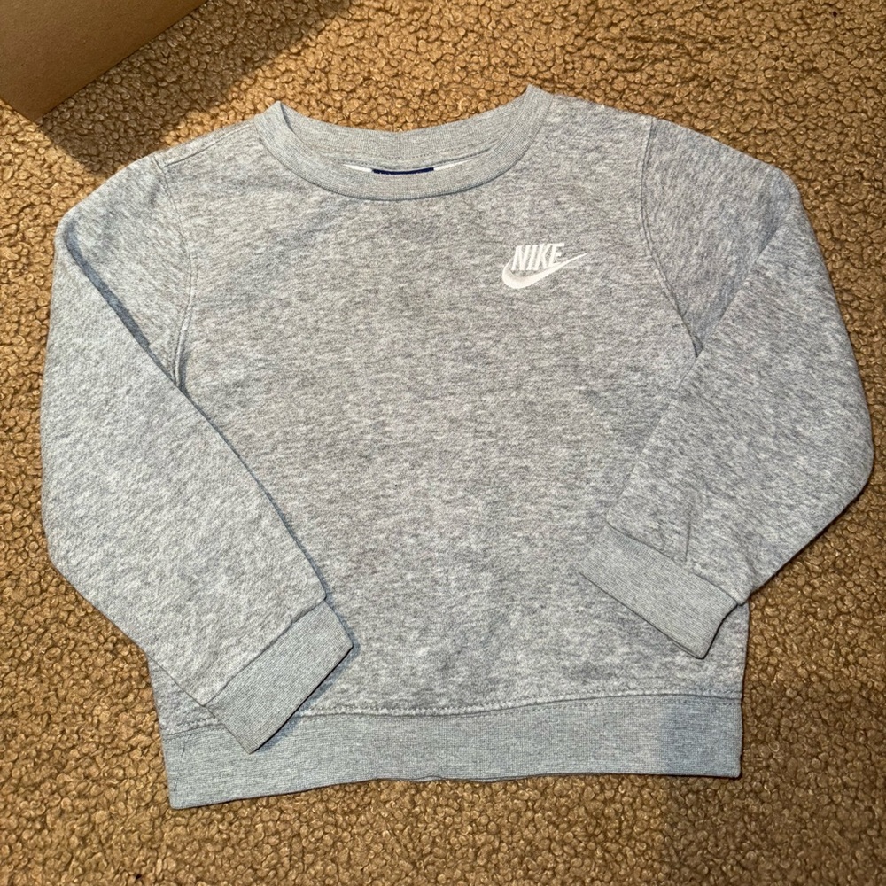 Nike boys toddler Heather Gray Sweatshirt 3T